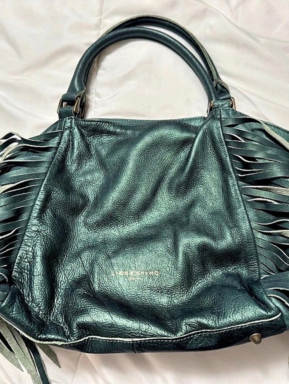 Liebeskind Berlin Bag Amanda
Fringe Leather Satchel
Removable Crossbody Strap